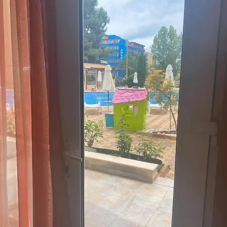 Appartement Kamelia Garden 1 *